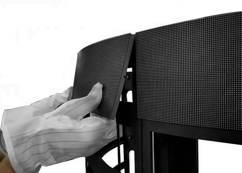 CR-C Series flexible LED panel side view tool-free magnetic installation