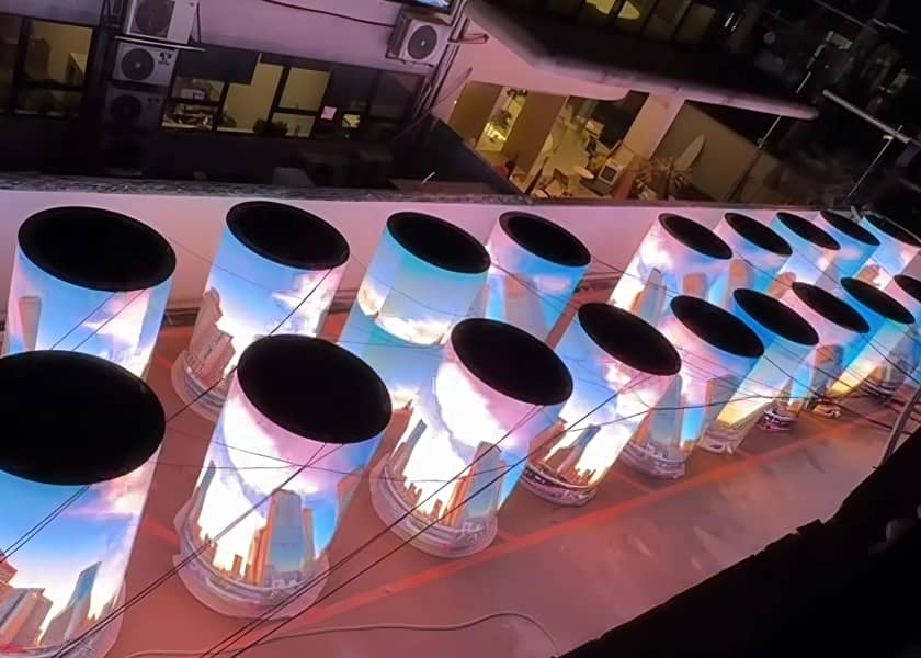 CR-C Series curved LED display installation detail bendable modules