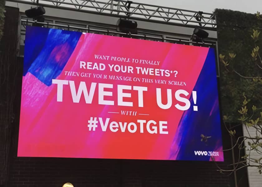 RE-D Series die-cast aluminum rental LED cabinet close-up quick-release locks