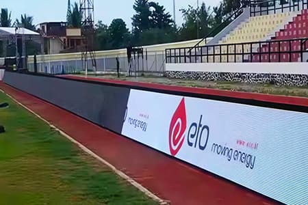 Surface-Mounted Outdoor LED Screen - Building Facade Display